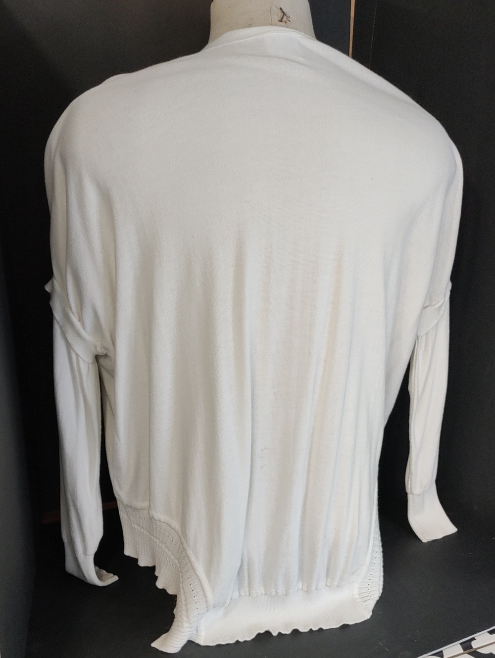 PLANET By Lauren G Women's Cream Button-Front V-Neck Top - Picture 4 of 7